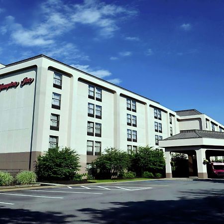 Hampton Inn Albany-Wolf Road Exterior photo